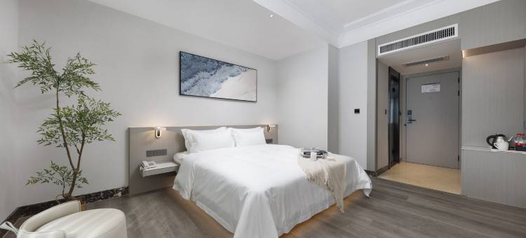 银座酒店(清远新城粤运汽车站店)图片