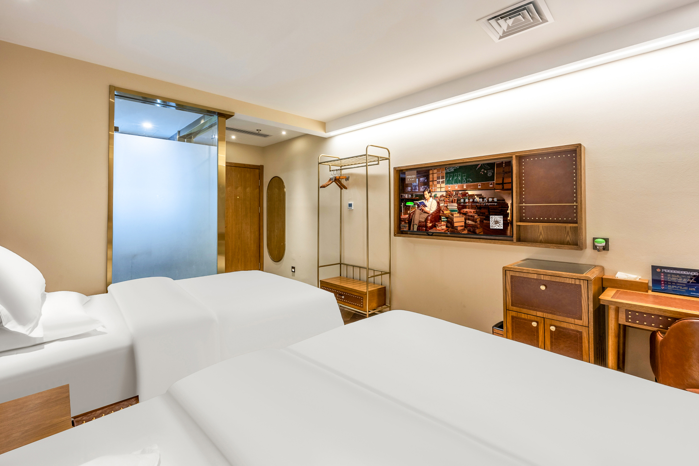 James Joyce Coffetel (Beijing Tongzhou Tuqiao Subway Station) Hotel Overview