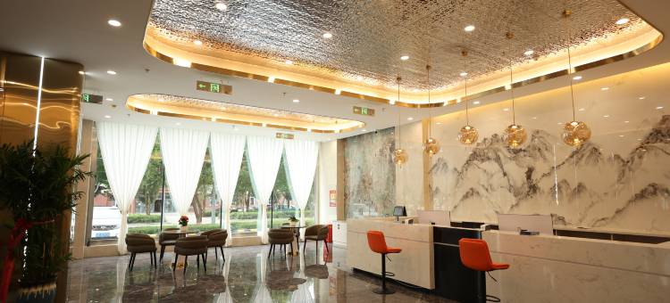 温泉县天泉酒店(湿地公园店)图片