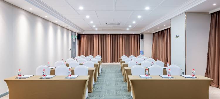 喆啡酒店(呼和浩特东站市政府店)图片