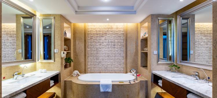 乌鲁木齐海龙泉酒店(自治区博物馆美美购物中心店)图片