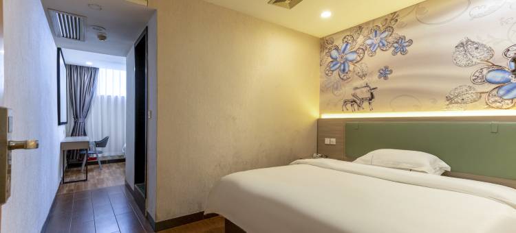 派酒店(广州南田路广百新一城凤凰新村地铁站店)图片