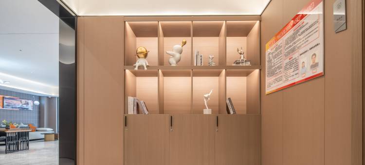 柏曼酒店(阜阳阜南街心公园店)图片