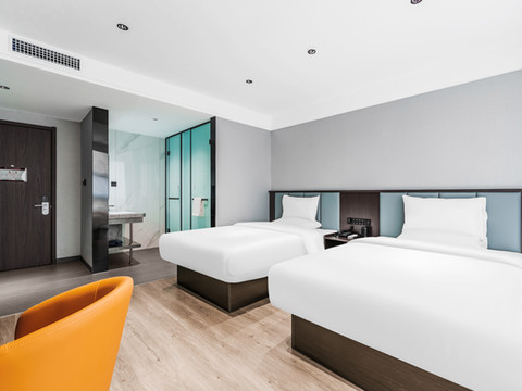 启航酒店(呼和浩特西万达广场店)