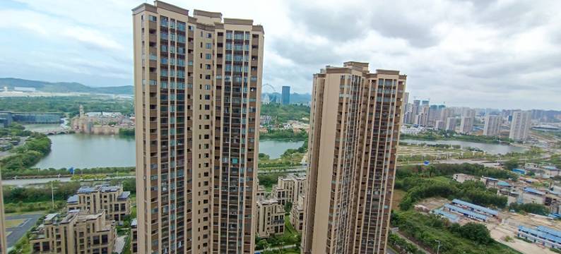 蔚莱民宿(龙光玖珑府店)图片