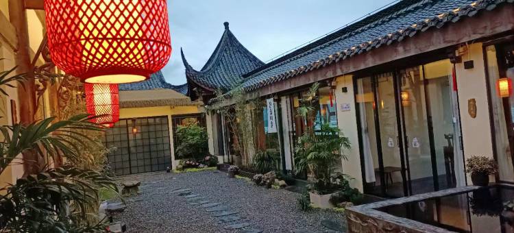 友茗居江边庭院民宿图片