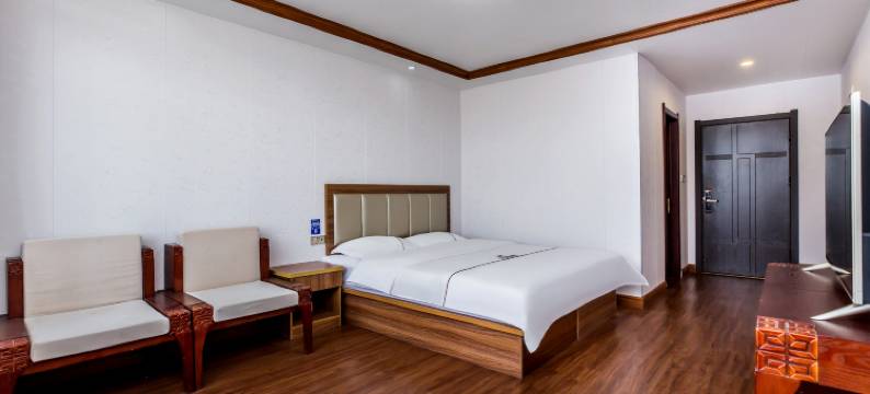 乌兰布统龙行假日酒店(克什克腾旗乌兰布统草原景区店)图片