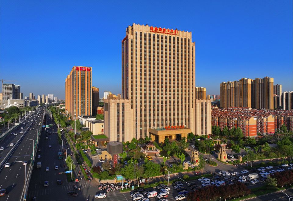 济南鸿腾国际大酒店外景图