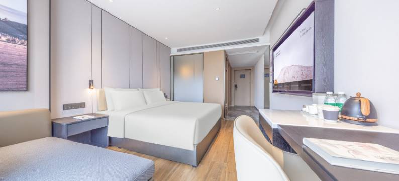 长沙站万家丽中路亚朵X酒店图片