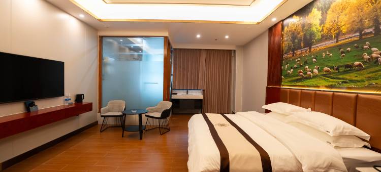 西游印象智能酒店(乌苏火车站九莲泉公园店)图片