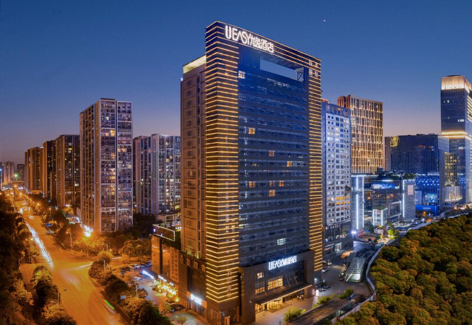 柳州城中万达优逸酒店外景图