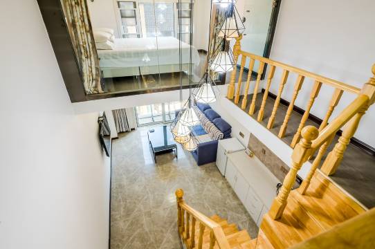 蓬莱洛熙公寓(蓬莱阁第一海水浴场店)