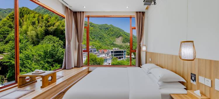 漫居·云湾上度假美宿(月亮湾风景区店)图片