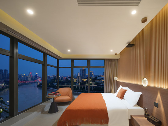 喜番世嘉高空江景酒店(观音桥北滨一路店)