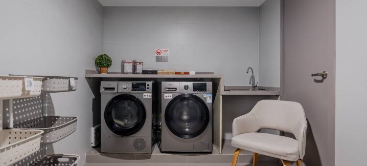 YUNIK酒店(上海南京东路步行街地铁站店)图片