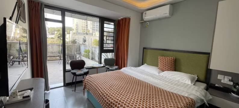 夜归宿驿站(贵大西校区店)图片