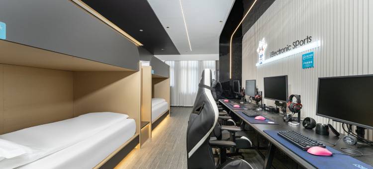 爱电竞酒店(郑州曼哈顿广场燕庄地铁站店)图片