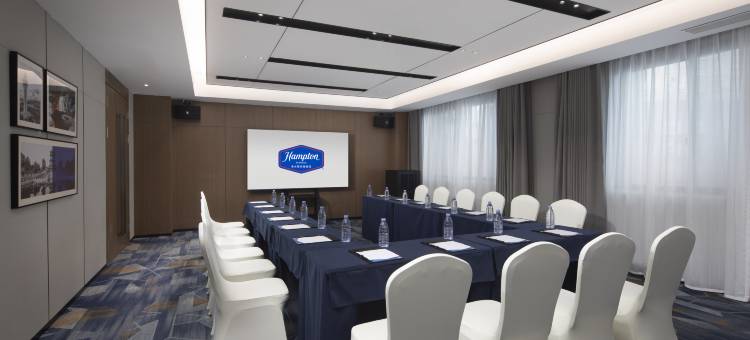 巴中巴州希尔顿欢朋酒店图片