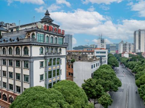 hotel overview picture