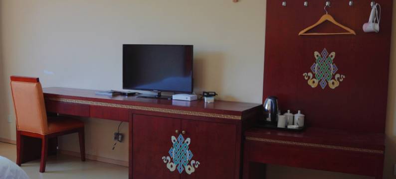 宝兴生态主题酒店图片