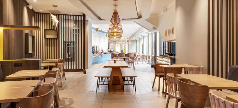 里尔千禧城住宿加早餐酒店(B&B Hotel Lille Lillenium Eurasanté)图片