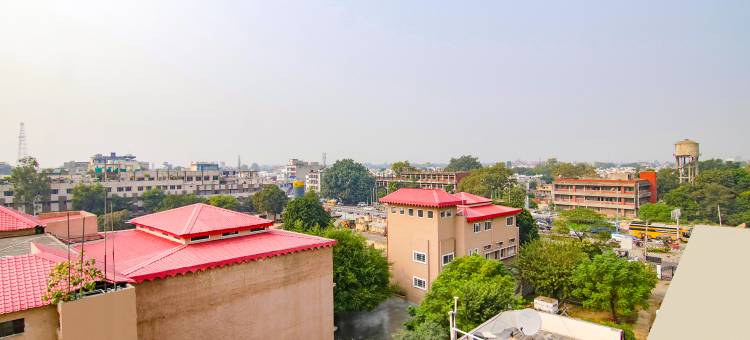 罗斯伍德酒店(Hotel Rosewood Inn)图片