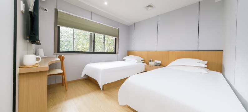 月下荷塘宾馆(舟山甬东路店)图片