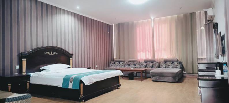 何胖子商务酒店(台北西路店)图片