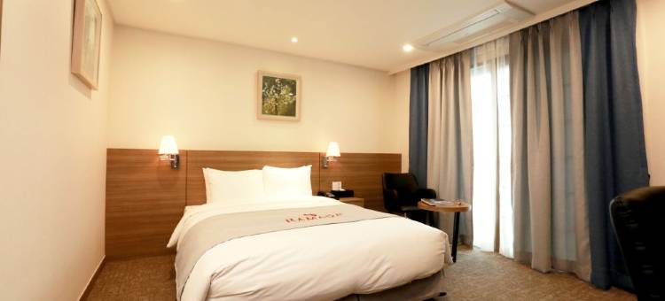 华美达太白酒店(Ramada Taebaek Hotel)图片