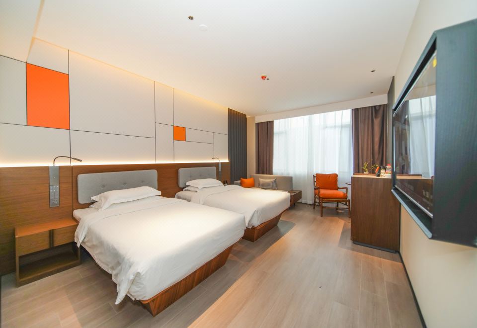 Golden Bridge Garden HotelHotel Overview