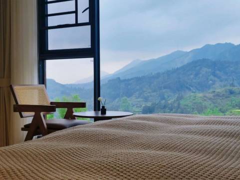 静山茶语民宿(布央侗寨仙人山景区店)