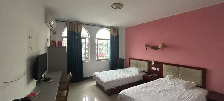 OYO衢州龙威宾馆图片