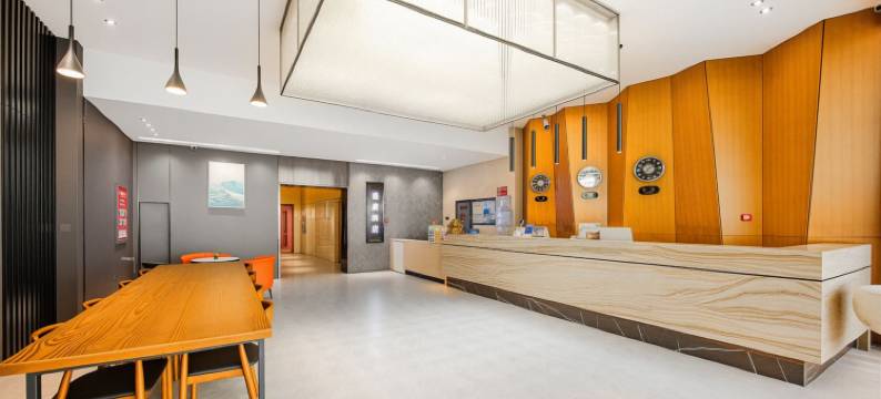 盛广酒店(呼和浩特金川工业大学伊利集团店)图片