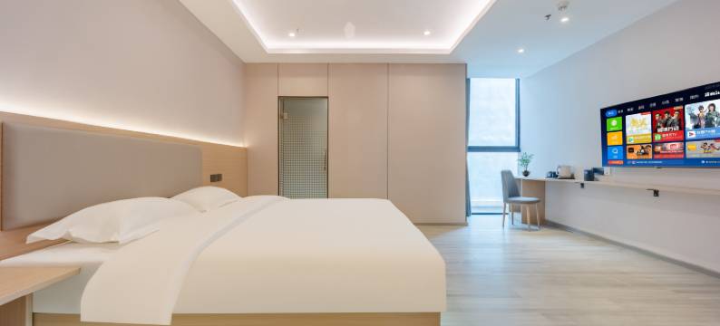 缤纷季节COLORFUL HOTEL商旅酒店(安庆岳西天鹅广场店)图片