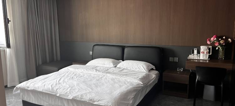 地中海精选宾馆(鹤北客运站店)图片