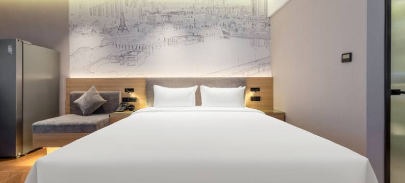 扬州V电竞酒店(职大店)图片