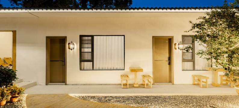 北海言汐艺术民宿(侨港风情街店)图片