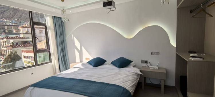 乡城田园大酒店图片