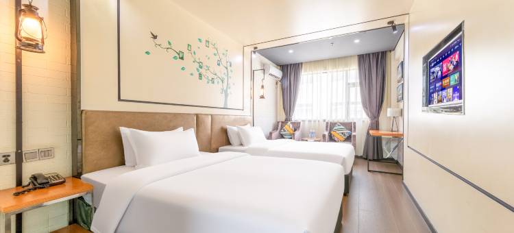 TOWO上品酒店(深圳宝安机场平峦山地铁站店)图片