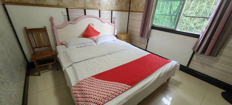 OYO安顺青瑞宾馆图片