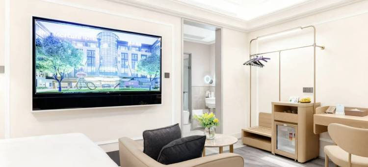 重庆解放碑中心美居酒店图片