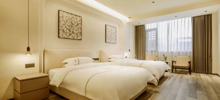 泊淼逸宿设计师酒店(崇左龙州店)图片