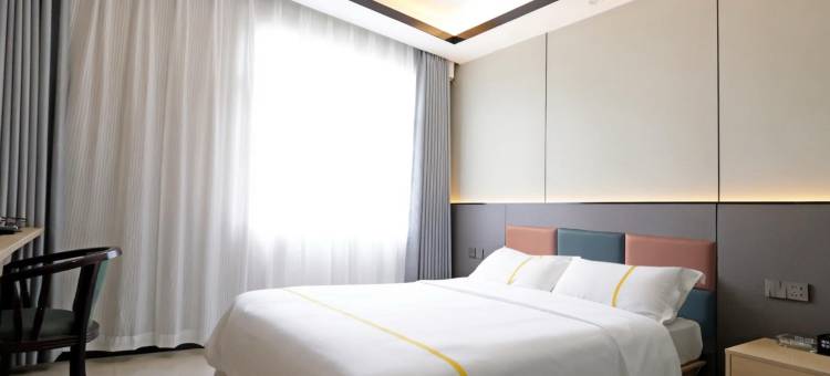 深圳鑫云天酒店(宝安机场固戍地铁站店)图片