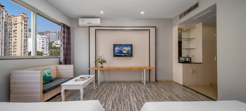 皇悦雅轩酒店(梧州市政广场店)图片