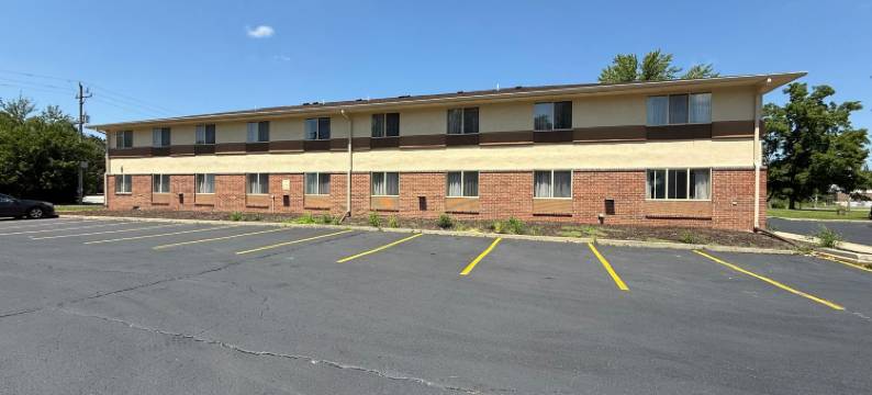 怀特沃特速8酒店(Fairview Inn & Suites Whitewater)图片