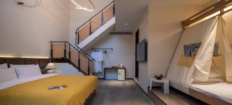 花筑·禾沐民宿(万岁山武侠城清明上河园店)图片