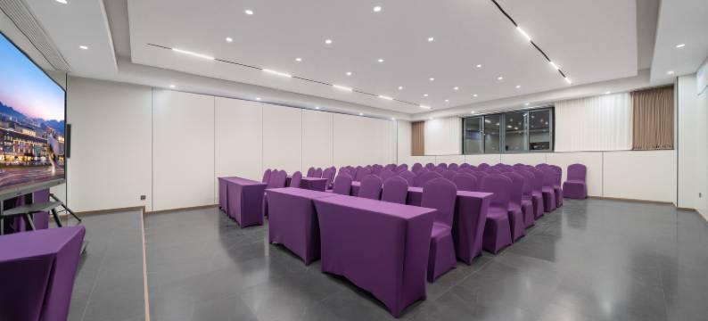 观澜鑫城酒店(雅安高铁站店)图片