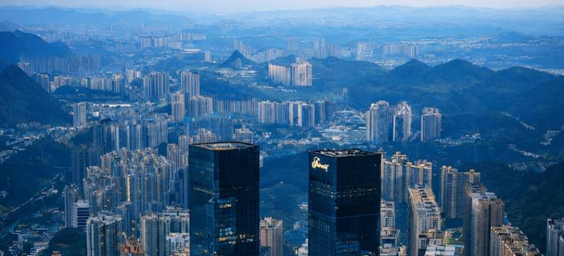 艺丰·科技智能都市云端影音观景酒店(花果园购物中心店)图片