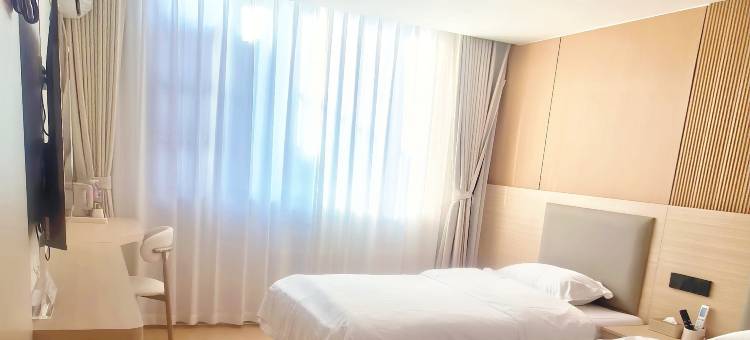 鑫泰酒店(昆明火车站双桥夜市风情街店)图片