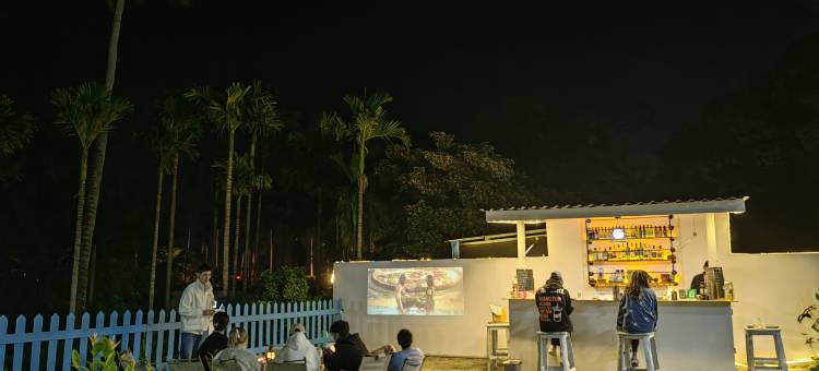 万宁海畔雲山民宿(神州半岛环岛旅游公路店)图片